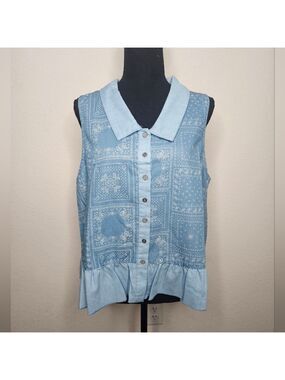 NWOT POL Western Paisley Print Blue Collared Ruffle Trim Buttom Front Tank